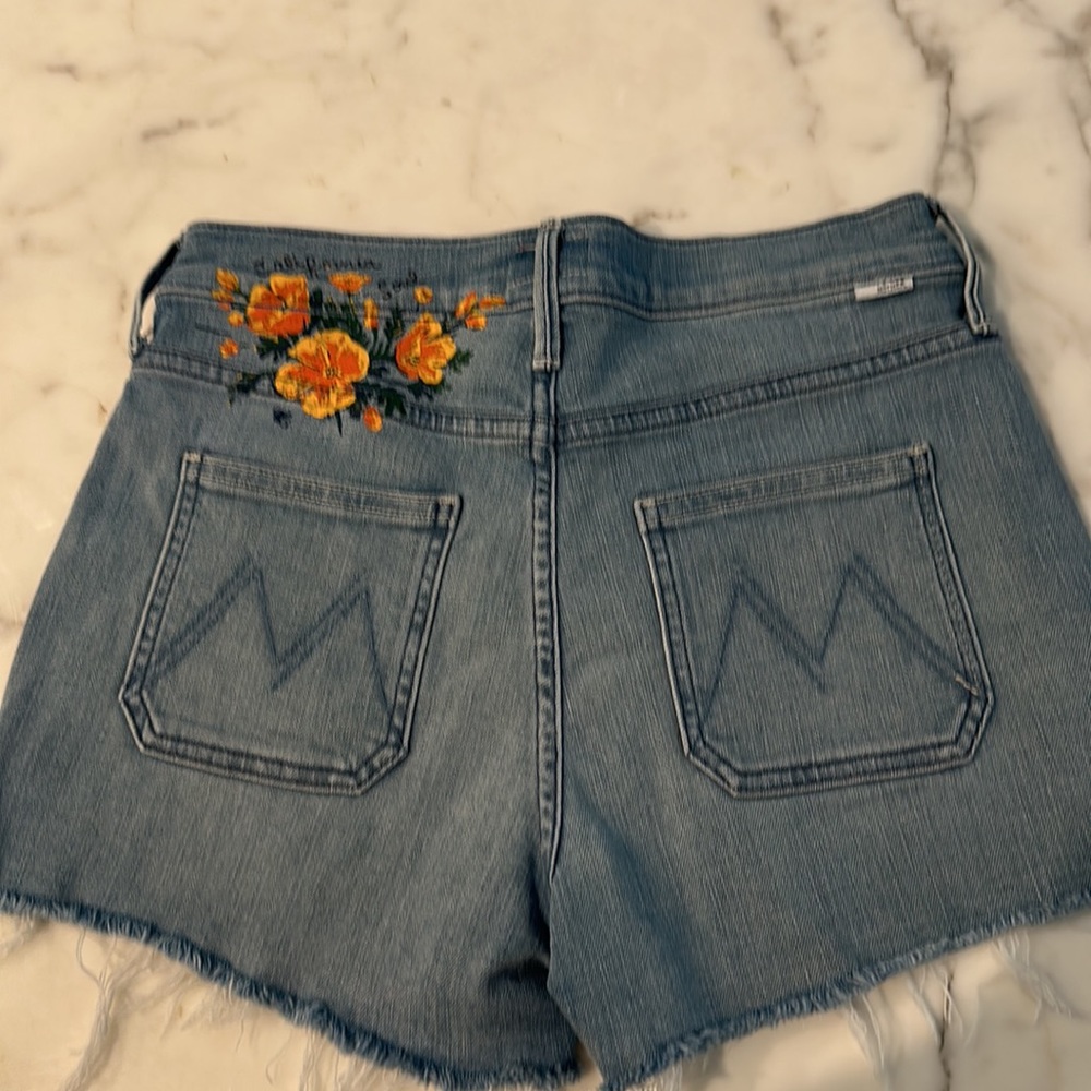 MOTHER Denim Patchie Shorts size 25